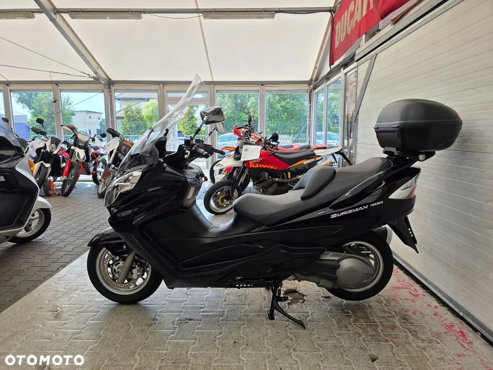 Suzuki Burgman - 8
