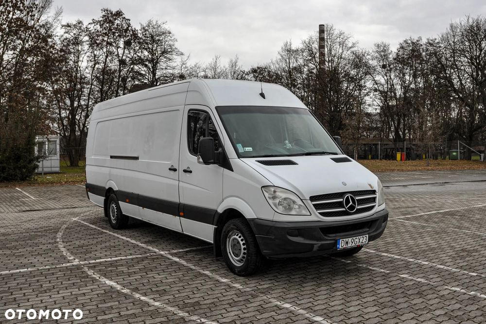 Mercedes-Benz Sprinter - 6