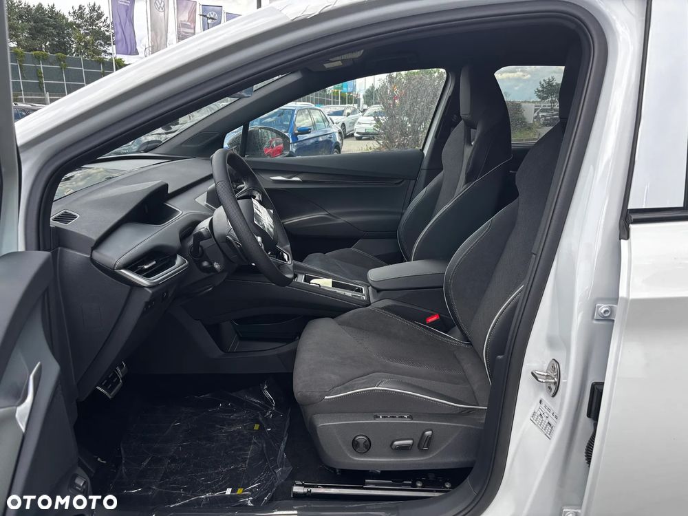 Skoda Elroq 85 82kWh Sportline - 12