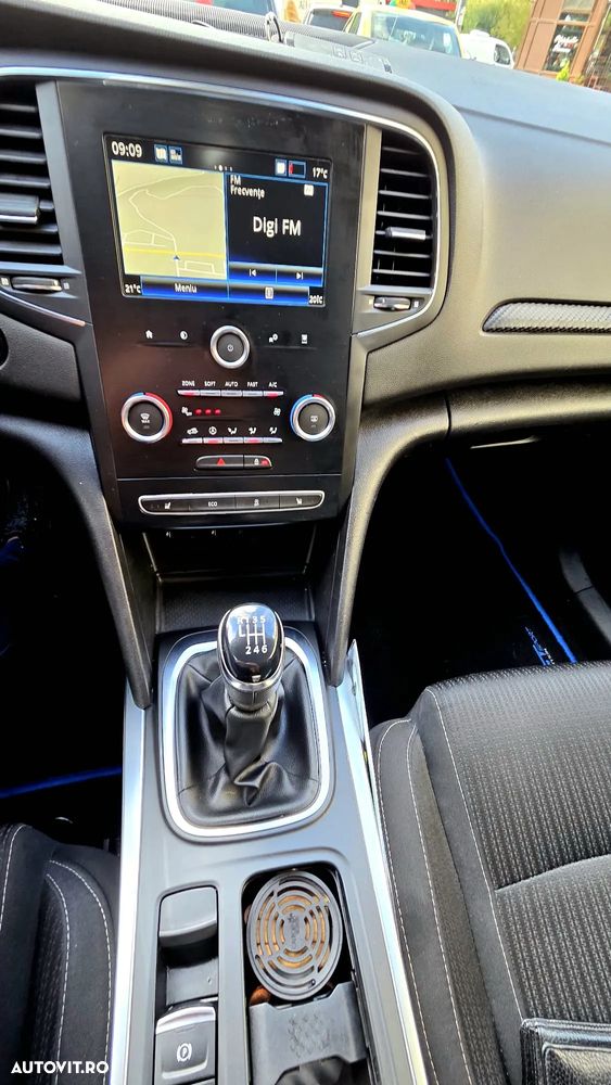 Renault Megane Grandtour BLUE dCi 115 INTENS - 6