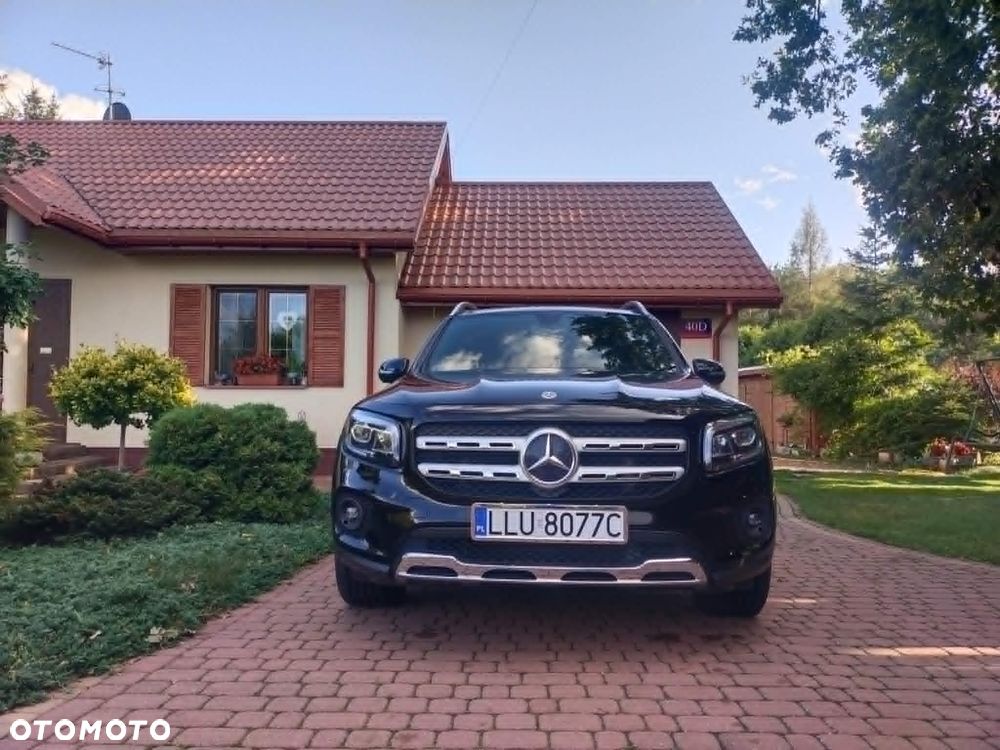 Mercedes-Benz GLB 250 4-Matic 8G-DCT - 3