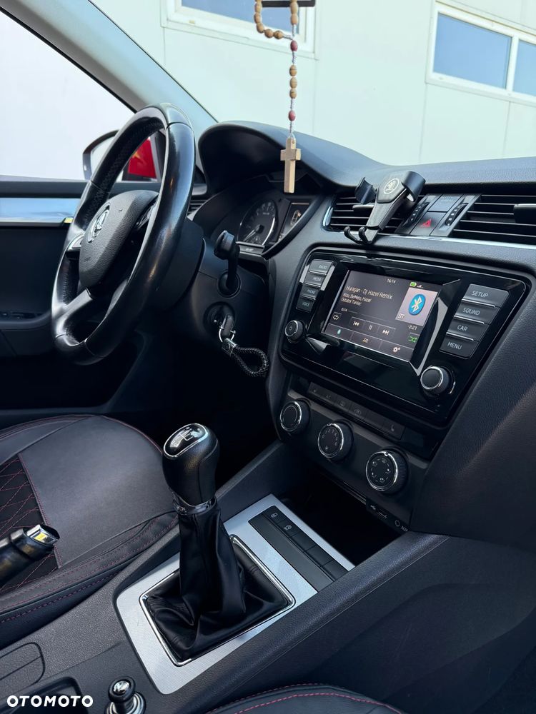 Skoda Octavia 1.6 TDI DPF Ambition - 23
