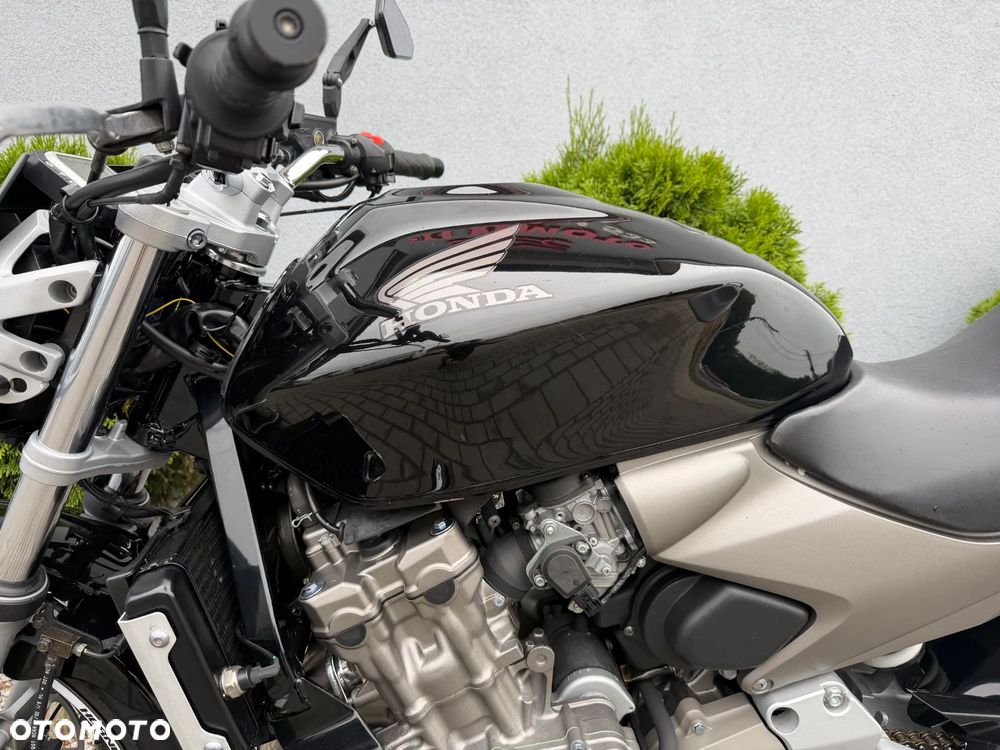 Honda Hornet - 34