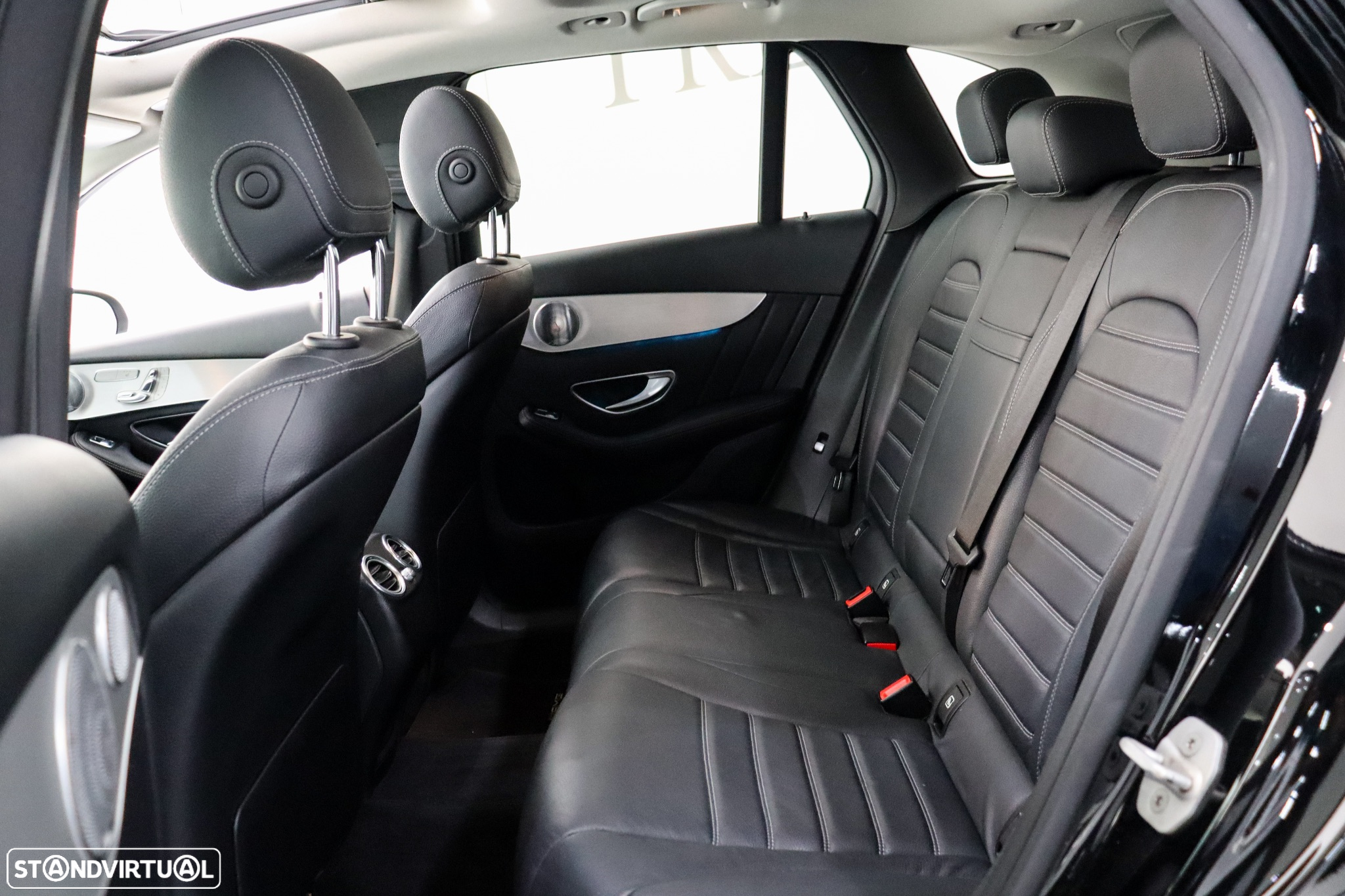 Mercedes-Benz GLC 250 d AMG Line 4-Matic - 26