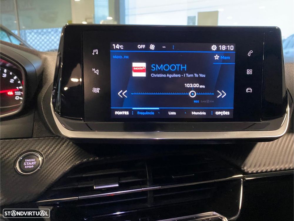 Peugeot 2008 1.2 PureTech Allure Pack - 38