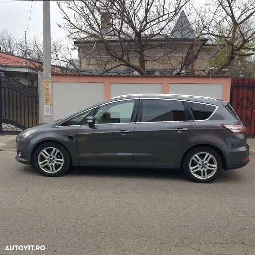 Ford S-Max 2.0 TDCi Powershift AWD Titanium - 2
