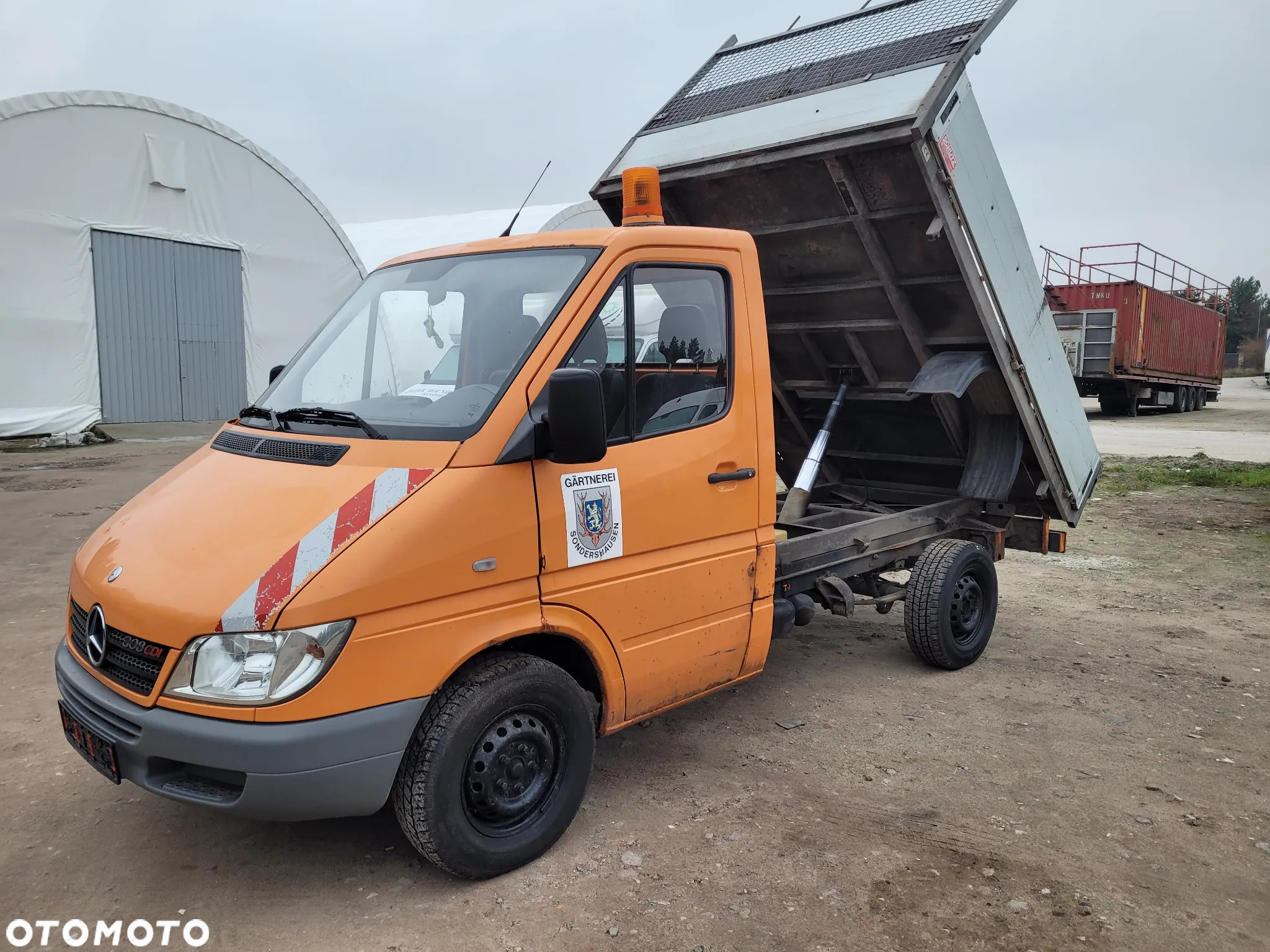 Mercedes-Benz Sprinter - 2