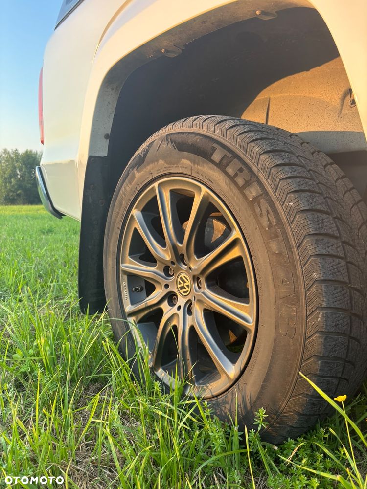 Volkswagen Amarok 2.0 BiTDI Autm Highline - 9