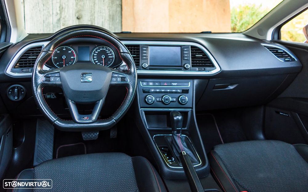 SEAT Leon ST 2.0 TDI DPF DSG FR - 9