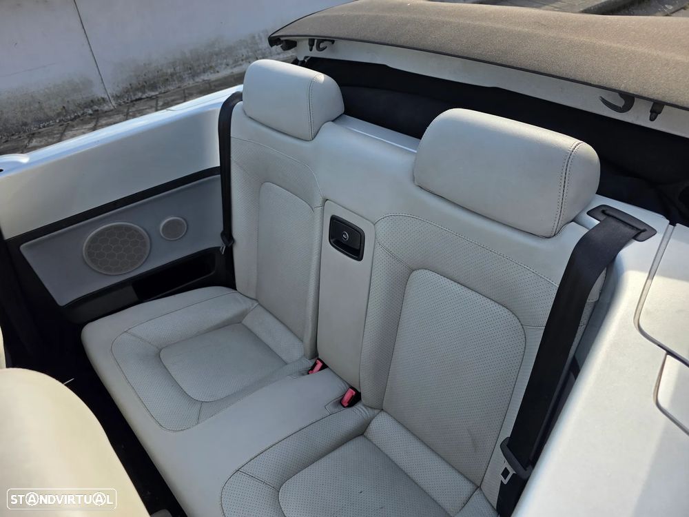 VW New Beetle Cabriolet 1.4 - 14