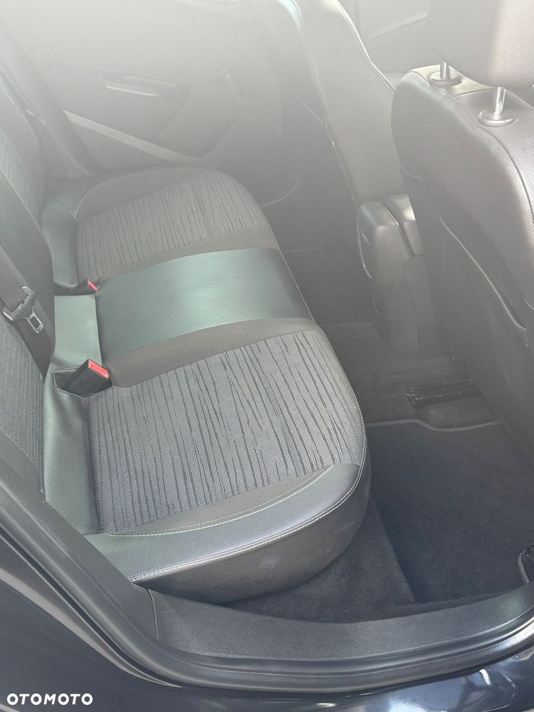 Opel Astra 1.6 Exklusiv - 13