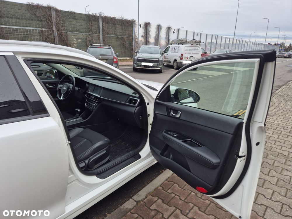 Kia Optima 1.7 CRDI L DCT - 18