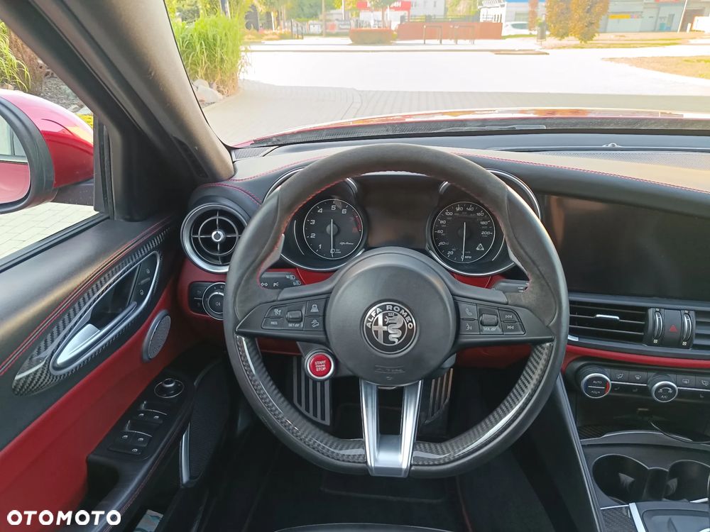 Alfa Romeo Giulia 2.9 Bi Turbo V6 Quadrifoglio - 20