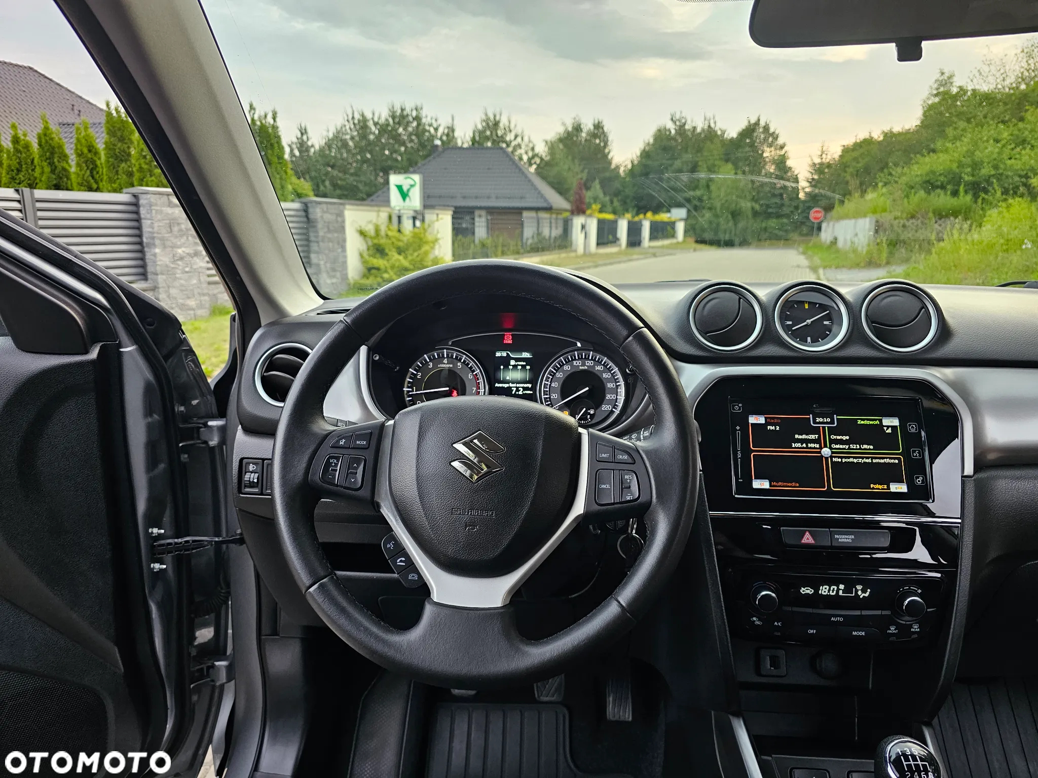 Suzuki Vitara 1.4 Boosterjet Premium 2WD - 16