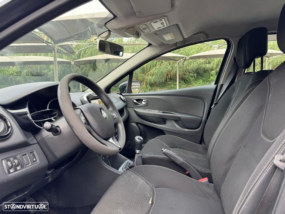 Renault Clio - 8