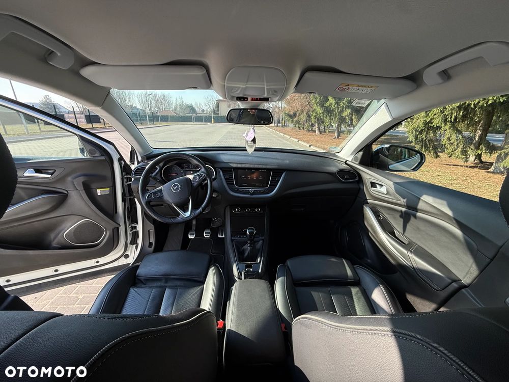 Opel Grandland X 1.2 Start/Stop Business Edition - 16