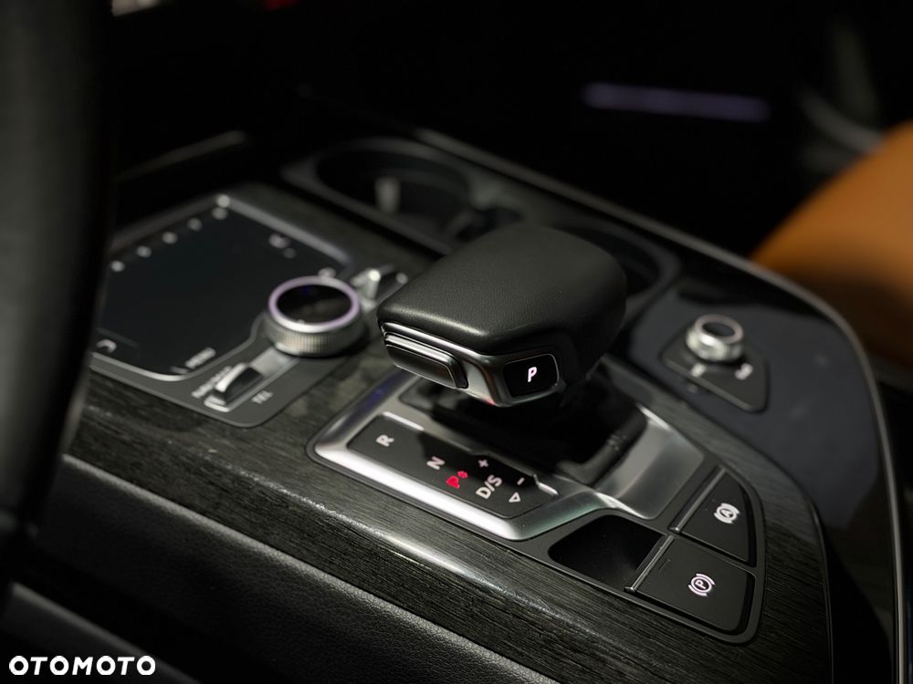Audi Q7 e-tron 3.0 TDI Quattro Tiptr - 17
