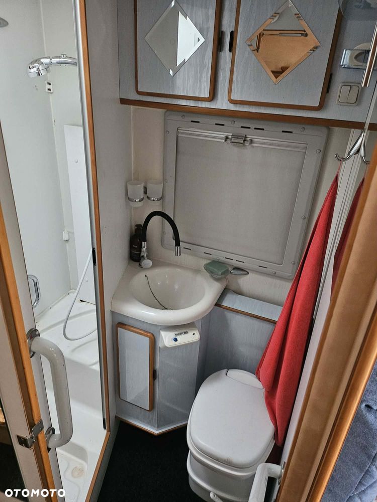 Mercedes-Benz Sprinter - 17