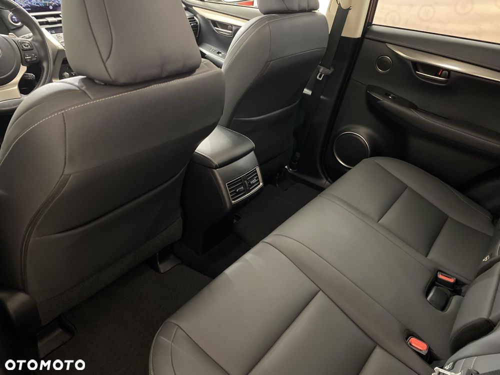 Lexus NX 300h F Impression AWD - 12