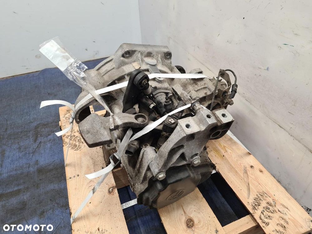 VOLKSWAGEN GOLF VI 2.0TDI SKRZYNIA BIEGÓW MANUALNA CBDC - 6