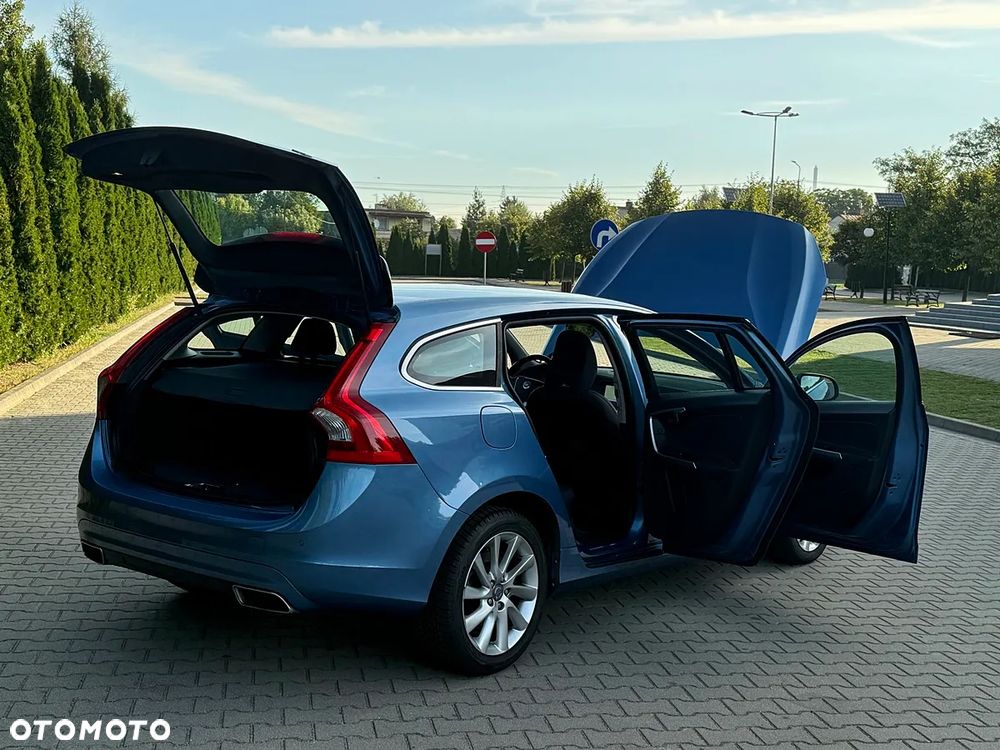 Volvo V60 D4 Ocean Race - 37