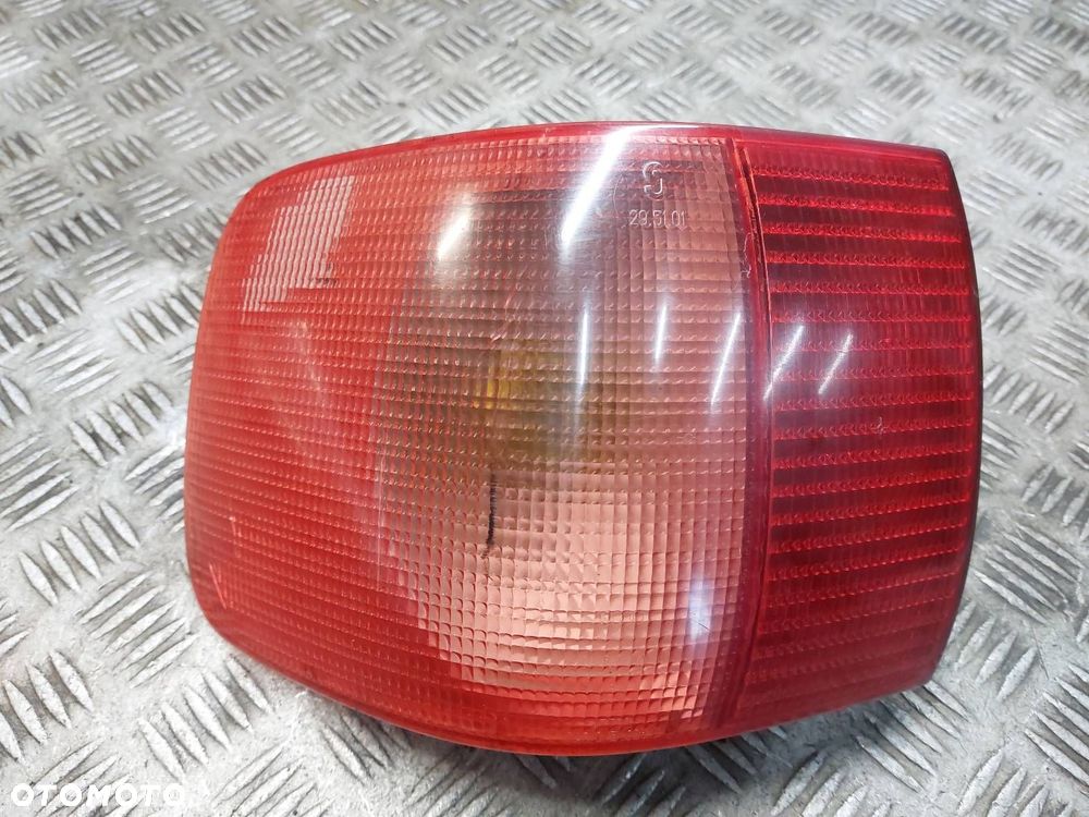 LAMPA LEWY TYŁ AUDI 80 B4 SEDAN 8A0945095D - 1