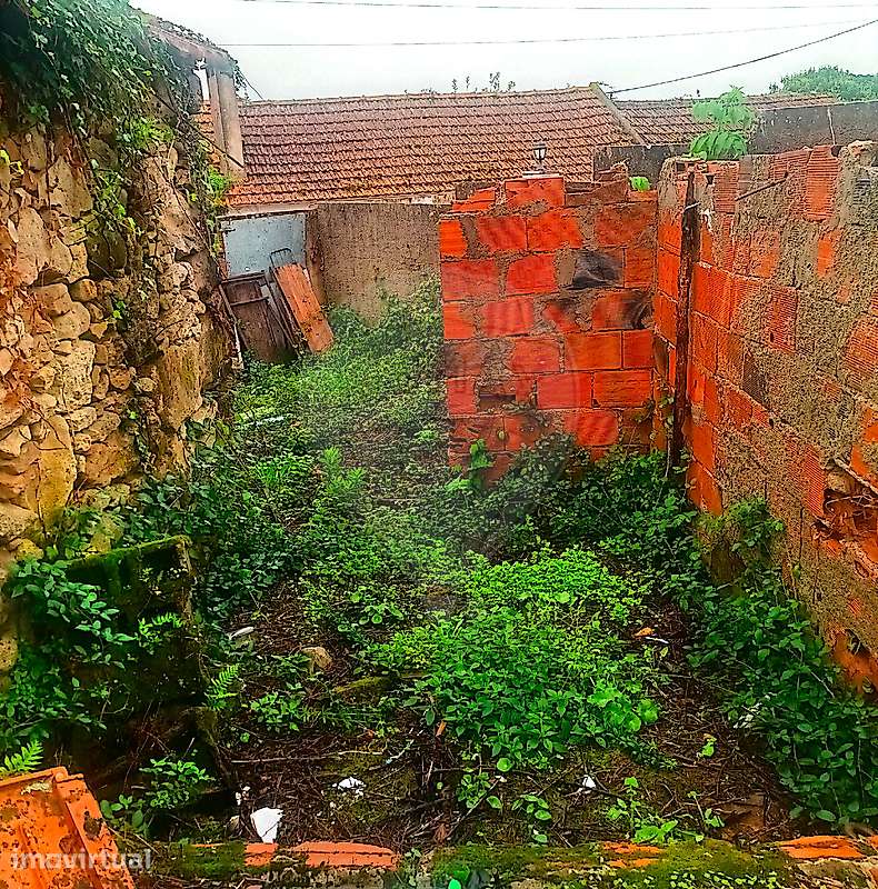 Moradia T1 para venda - Grande imagem: 2/4
