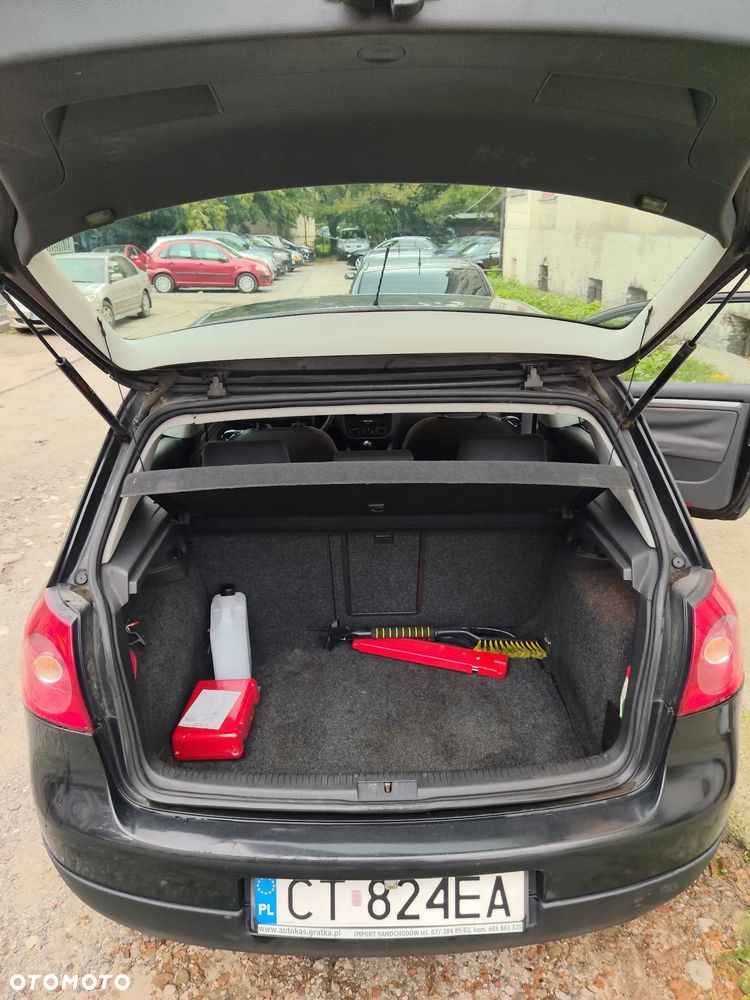 Volkswagen Golf 1.9 TDI Trendline - 12