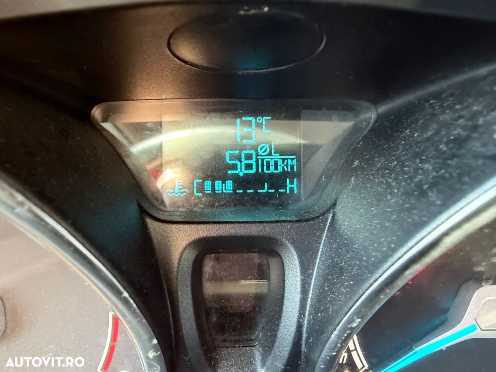 Ford Fiesta 1.0 EcoBoost Titanium - 14