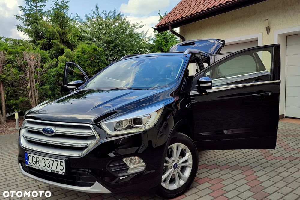 Ford Kuga 1.5 EcoBoost 4x4 Titanium - 36