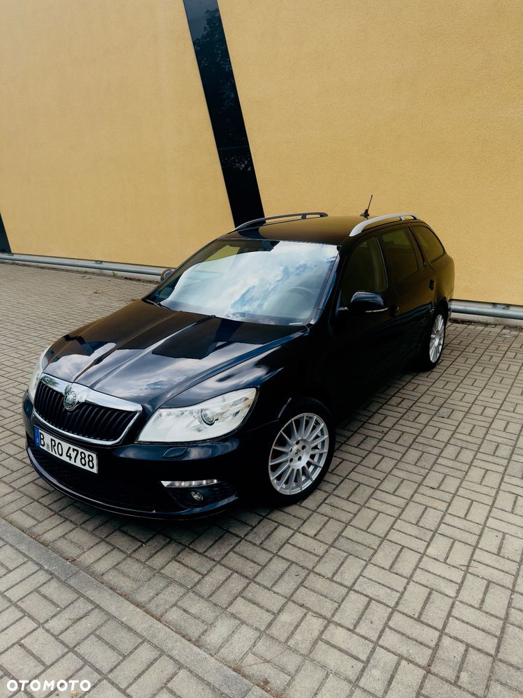 Skoda Octavia 2.0 TDI DPF RS - 1