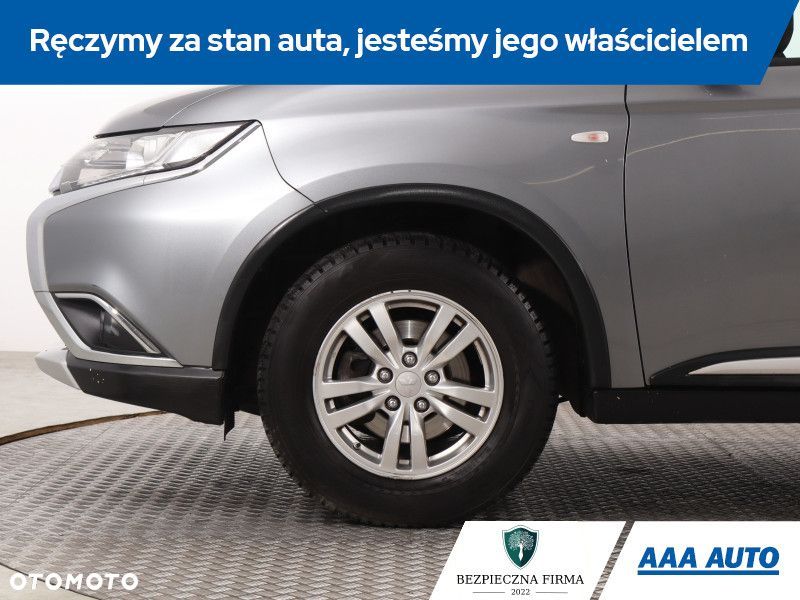 Mitsubishi Outlander - 17