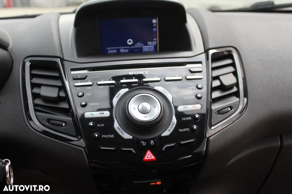 Ford Fiesta 1.6 TDCI Titanium - 15