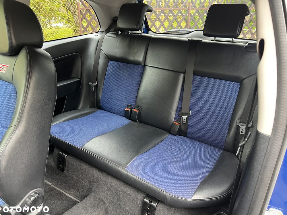 Ford Fiesta - 13