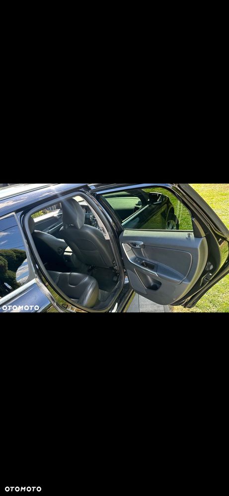 Volvo XC 60 D3 Momentum - 14