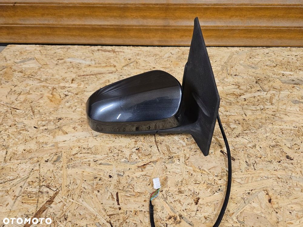 TOYOTA AYGO II 14-22 lusterko prawe 5pin 1E0 - 1