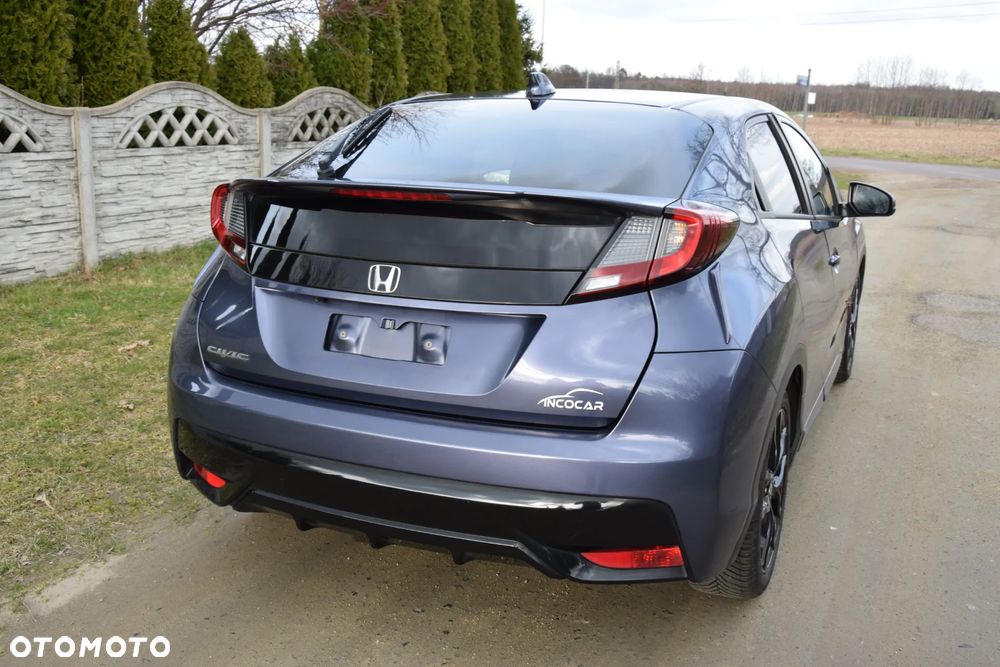 Honda Civic 1.6 i-DTEC Executive Black Edition - 6