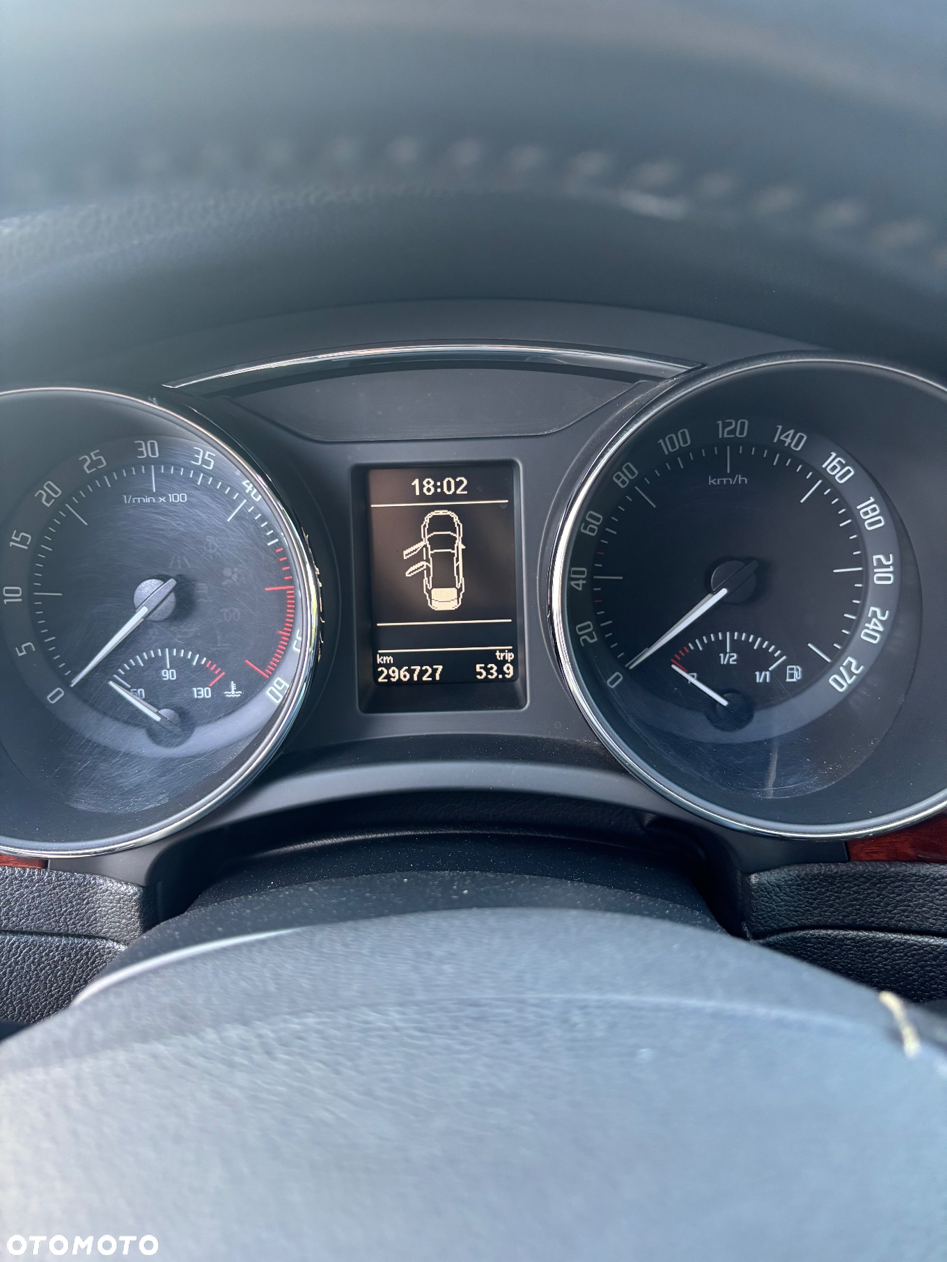 Skoda Superb 2.0 TDI DPF Elegance - 11