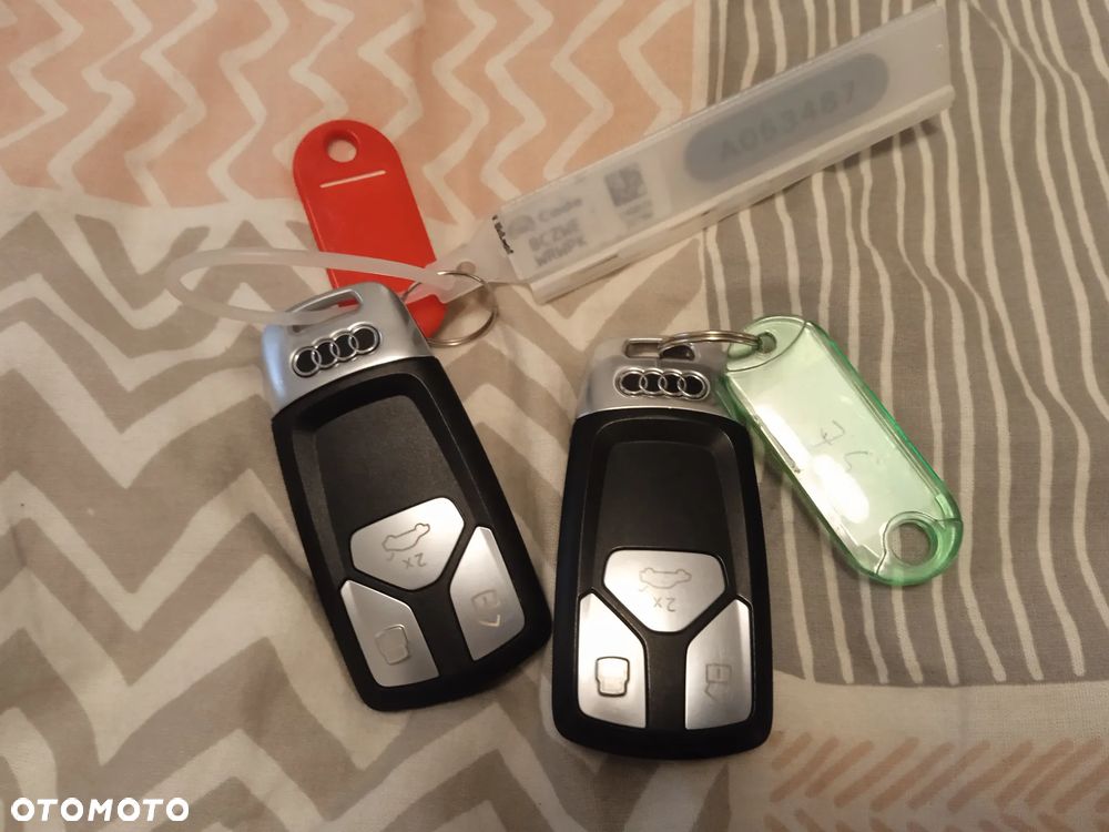 Audi A4 Limousine 35 TFSI S tronic - 40