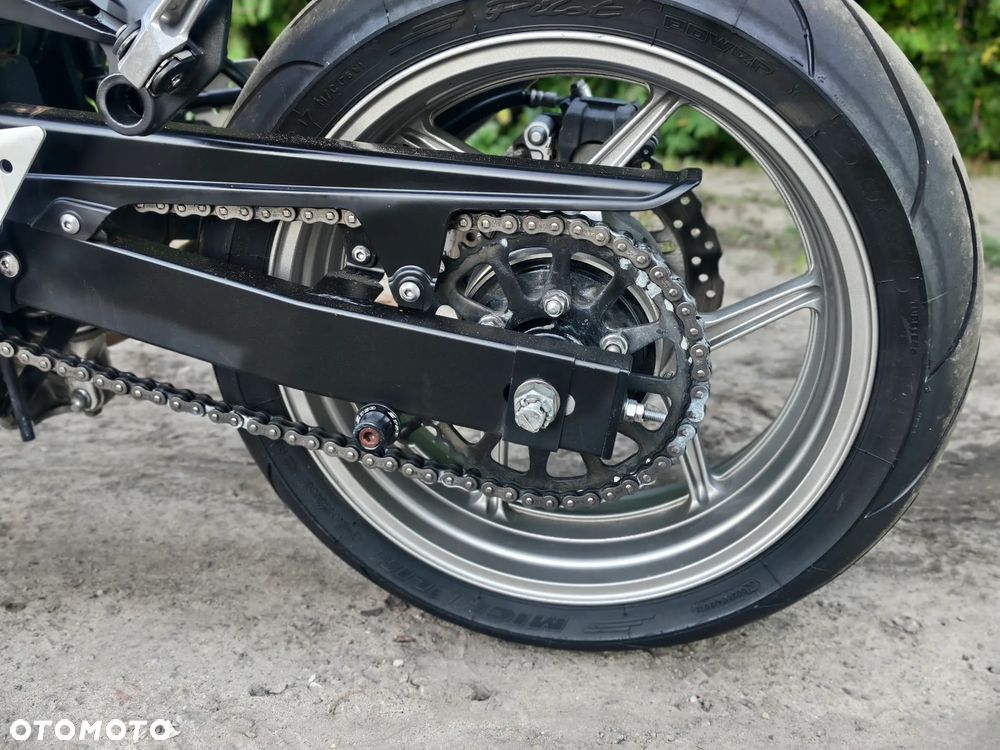 Kawasaki Z - 19
