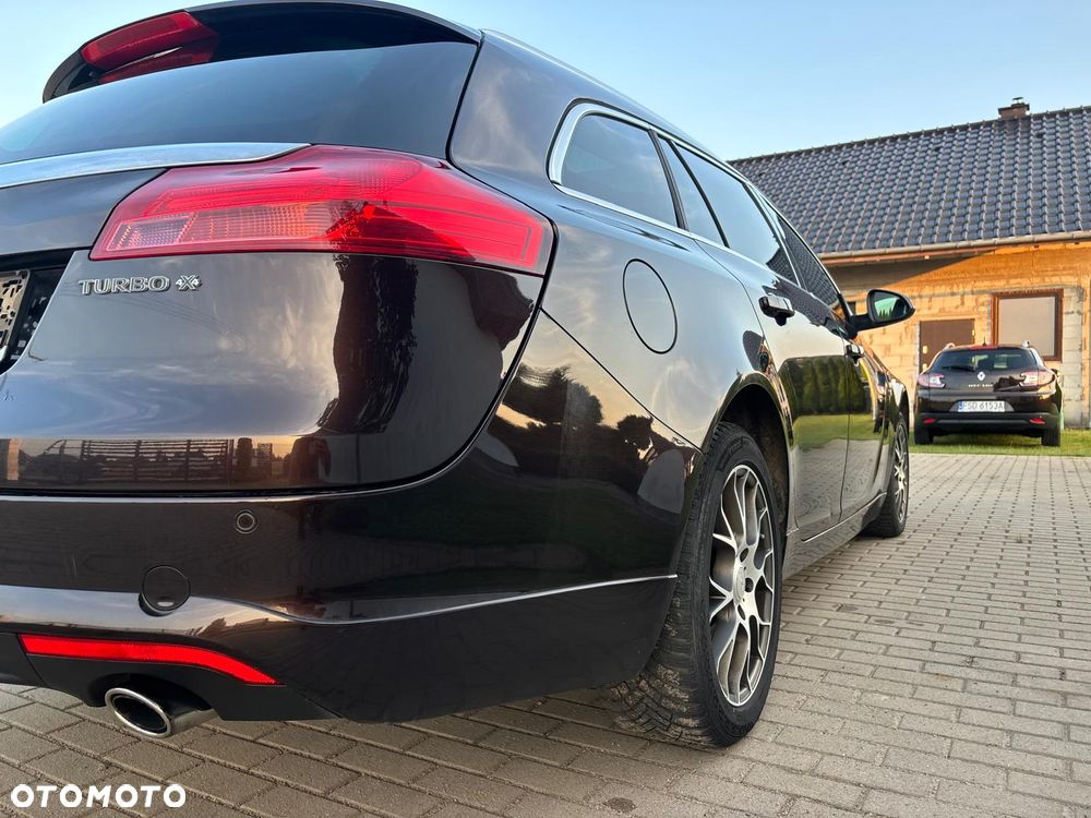 Opel Insignia 2.0 T SportsTourer 4x4 ecoFLEX Start/Stop Innovation - 8