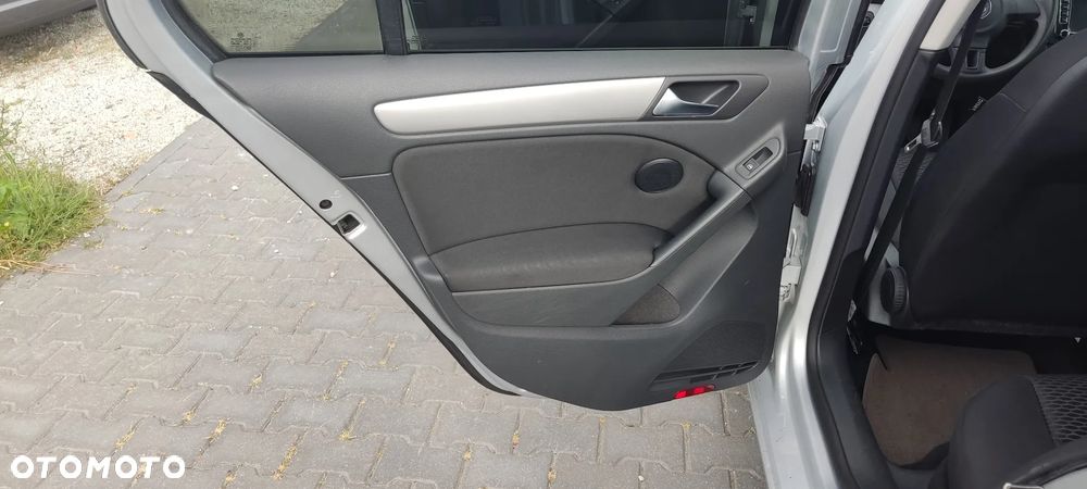 Volkswagen Golf 1.6 Tour - 30
