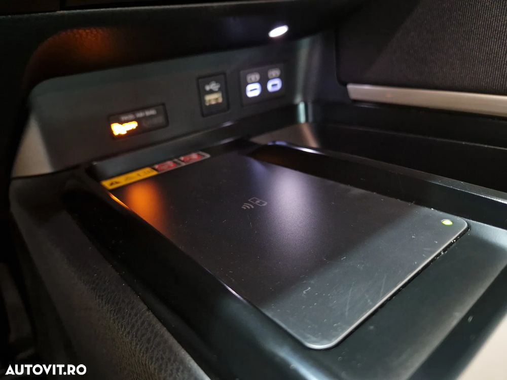 Toyota Camry 2.5 Hybrid Dynamic - 23