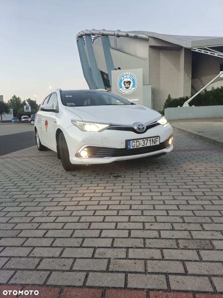Toyota Auris Hybrid 135 Comfort - 6