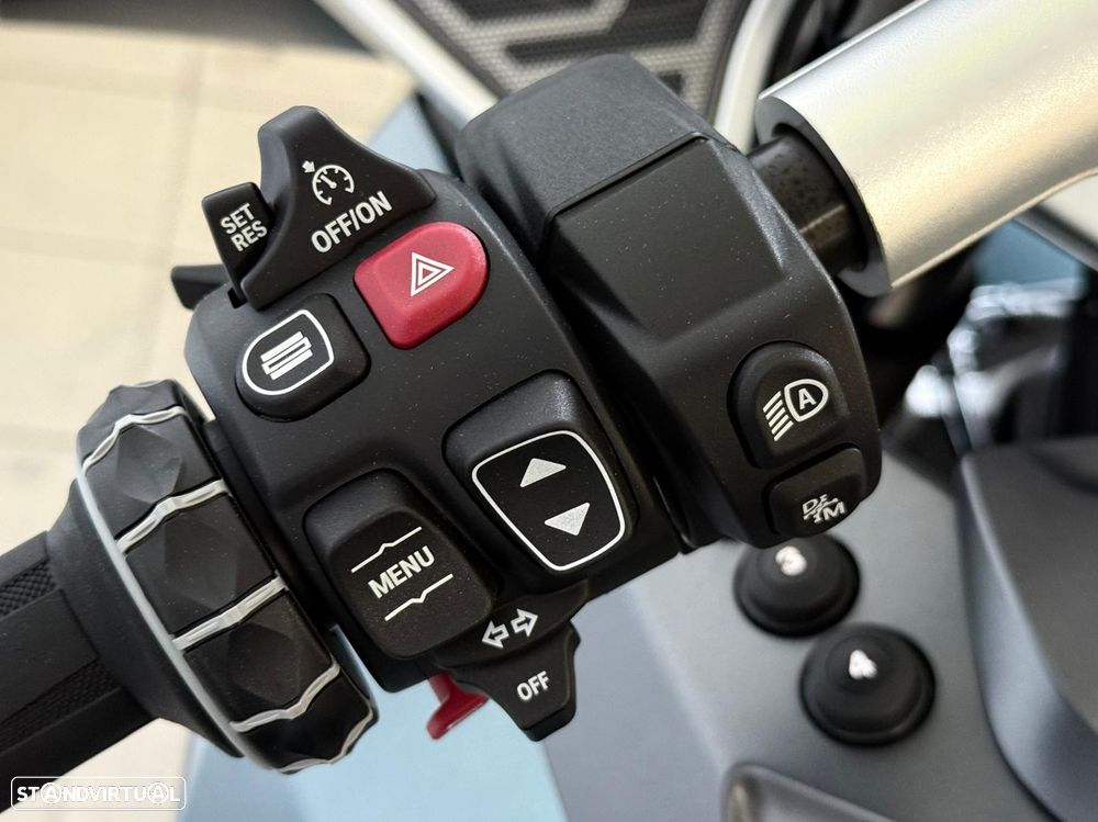 BMW R 1300 RT Option 719 - 8