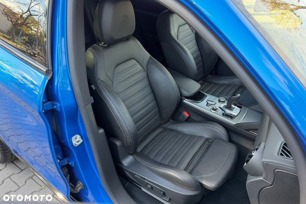 Alfa Romeo Stelvio 2.0 Turbo Veloce Q4 - 14