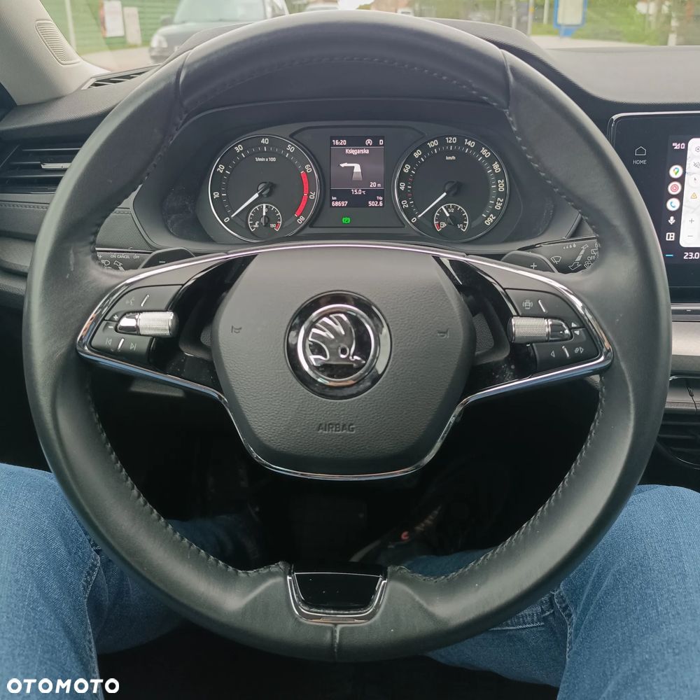 Skoda Octavia ver-1-5-tsi-e--tec-ambition-dsg - 16