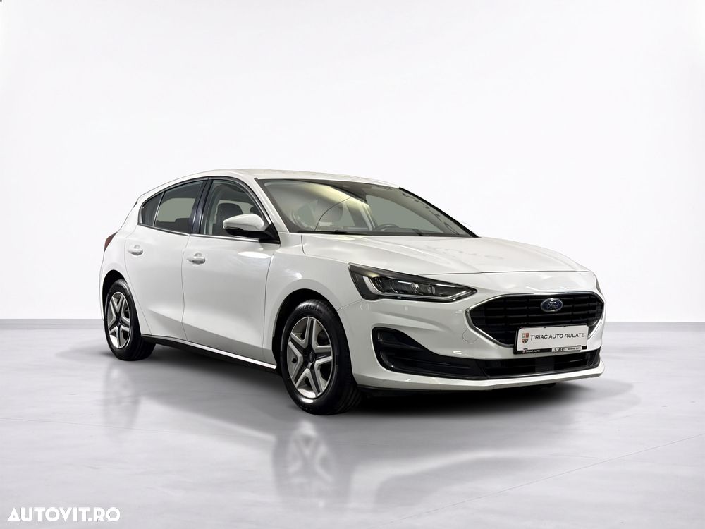Ford Focus - 8