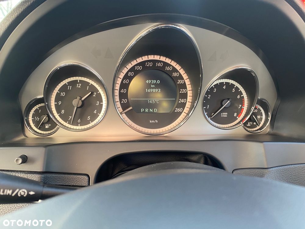 Mercedes-Benz Klasa E - 14