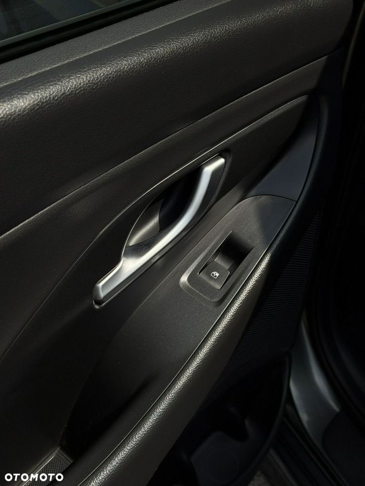 Hyundai i30 1.0 T-GDI Smart - 27
